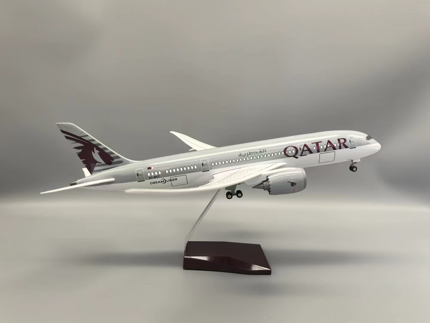 47cm 1/130 Scale Qatar B787 Re - Home Decor Qatar 评论和价格