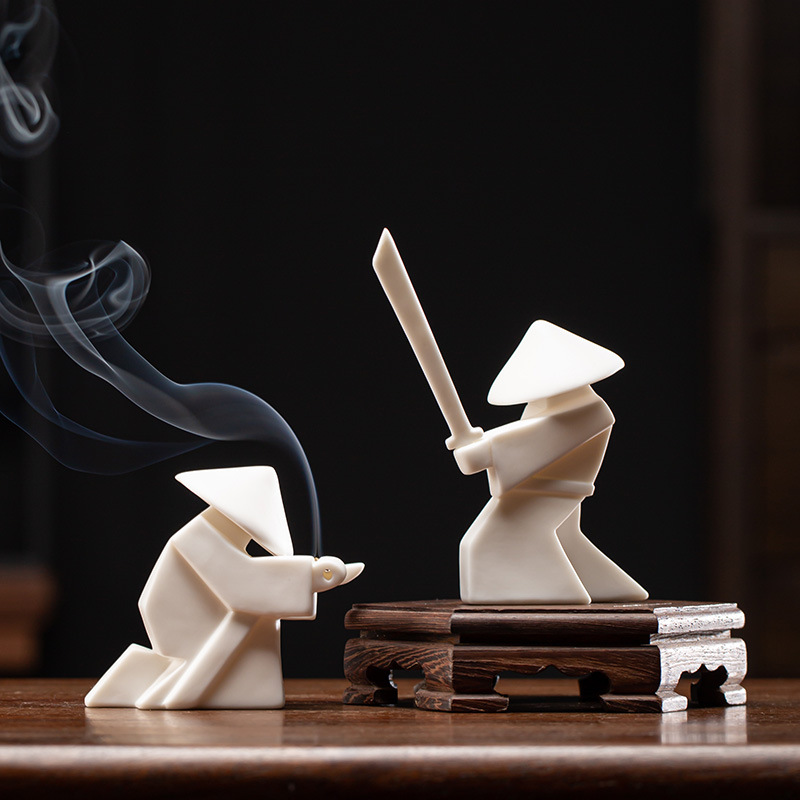 Swordsman Chivalrous Expert Ce - Incense Stick Holder 评论和价格