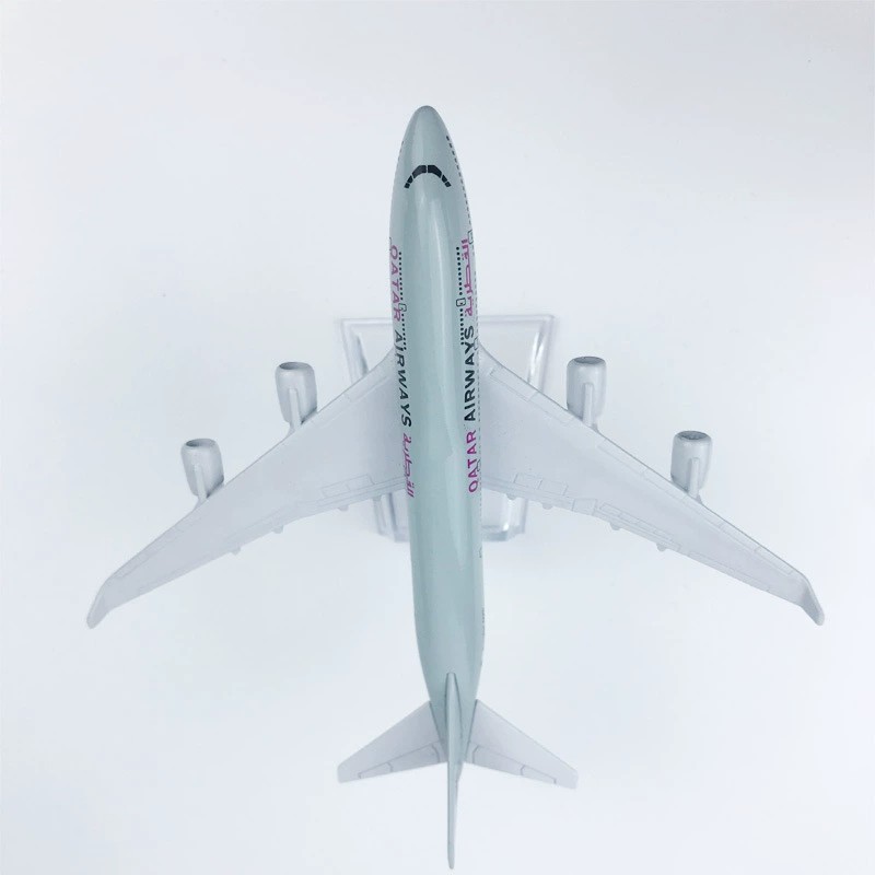 16cm Alloy Metal B747 Qatar Ai - Home Decor Qatar 评论和价格